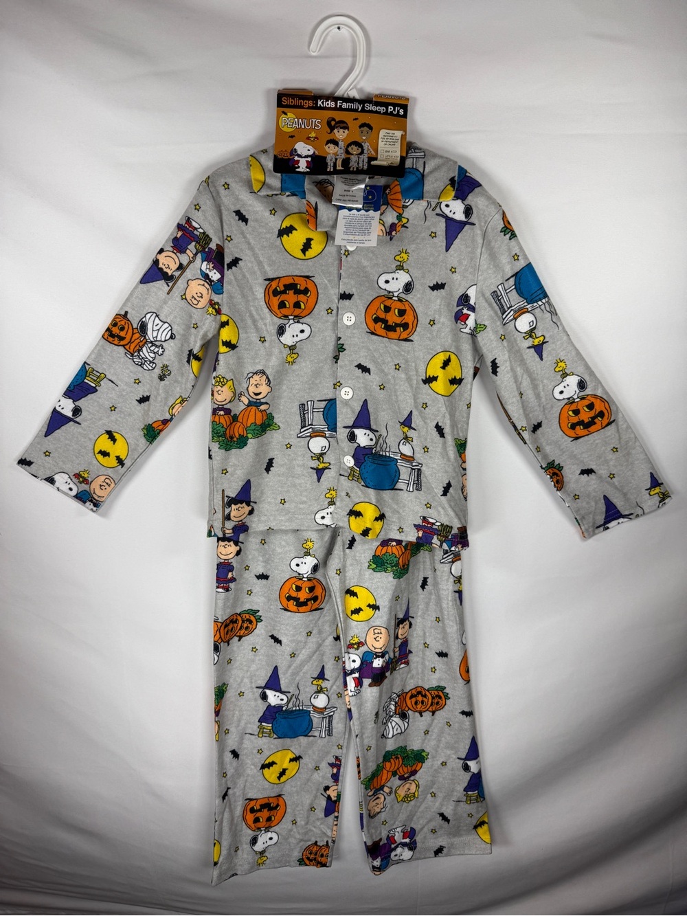 Peanuts Halloween Pajama Set Kids Size 6 Snoopy Great Pumpkin Sleepwear NWT
